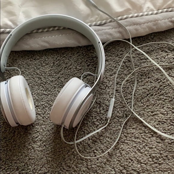 Beats - Picture 1 of 3